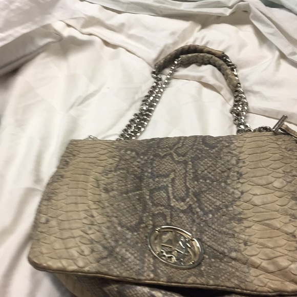 henri bendel chain bag
